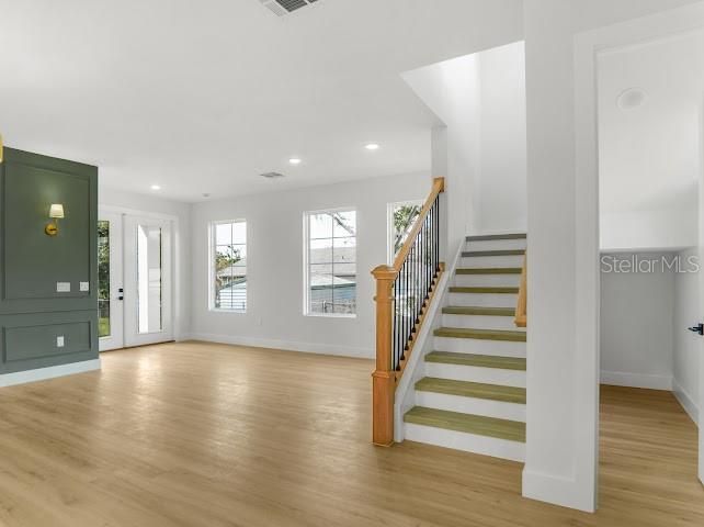 For Sale: $659,999 (4 beds, 2 baths, 1872 Square Feet)