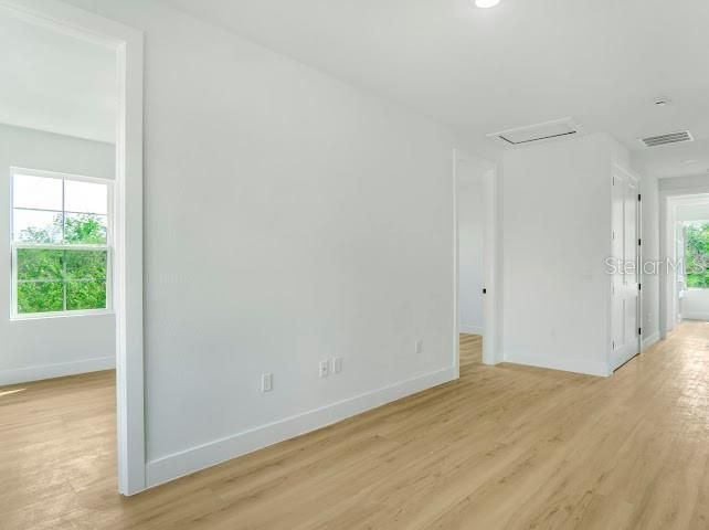 For Sale: $659,999 (4 beds, 2 baths, 1872 Square Feet)