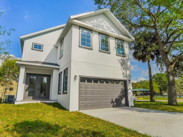 For Sale: $659,999 (4 beds, 2 baths, 1872 Square Feet)