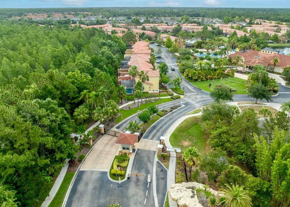 En Venta: $620,000 (5 camas, 3 baños, 2269 Pies cuadrados)