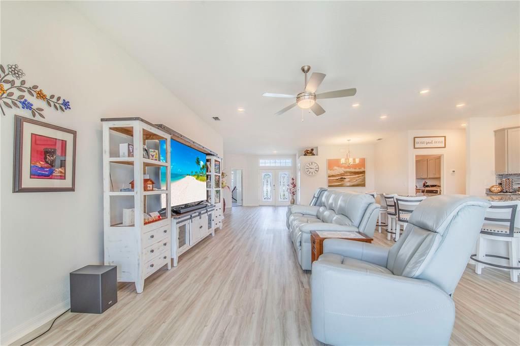 Active With Contract: $442,500 (5 beds, 3 baths, 2536 Square Feet)