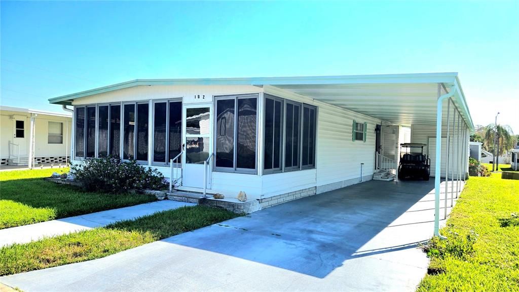 For Sale: $99,900 (2 beds, 2 baths, 1248 Square Feet)