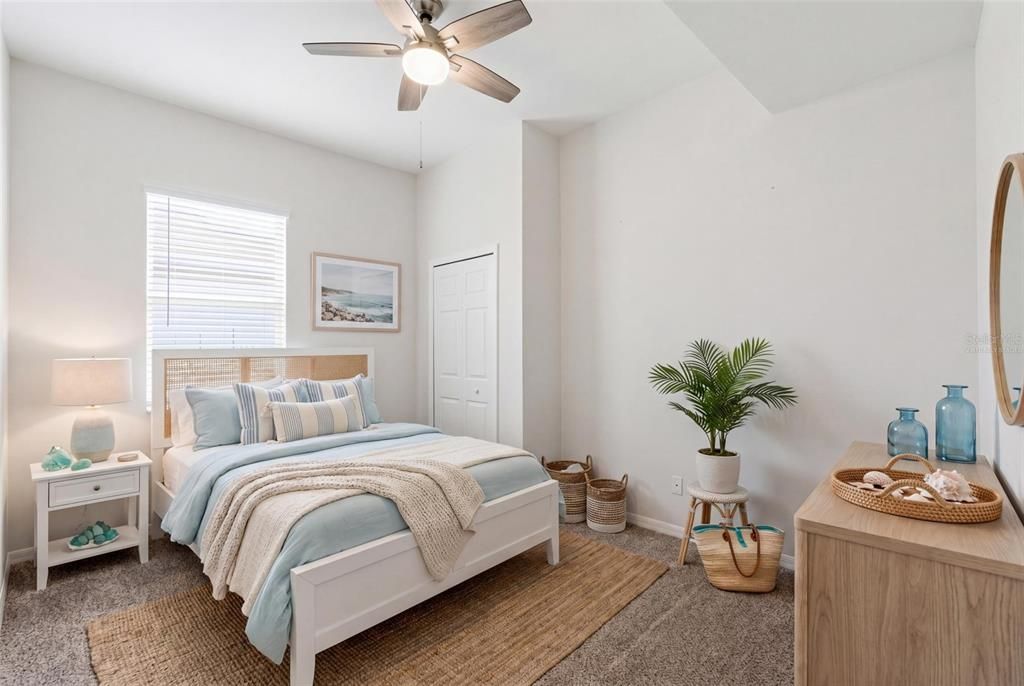 Active With Contract: $368,000 (3 beds, 2 baths, 1917 Square Feet)