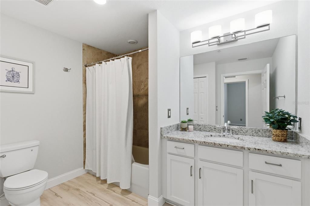 Active With Contract: $368,000 (3 beds, 2 baths, 1917 Square Feet)