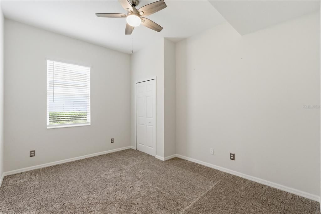 Active With Contract: $368,000 (3 beds, 2 baths, 1917 Square Feet)