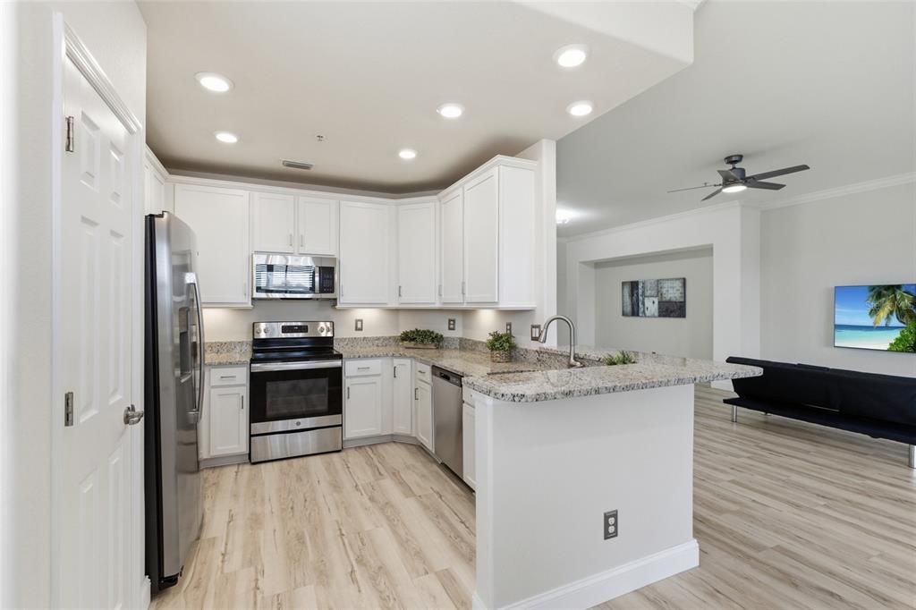 Active With Contract: $368,000 (3 beds, 2 baths, 1917 Square Feet)