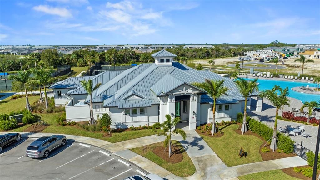 Active With Contract: $368,000 (3 beds, 2 baths, 1917 Square Feet)