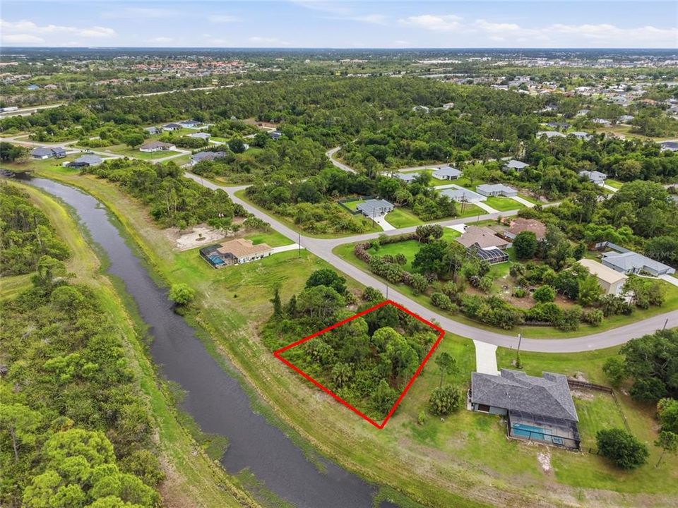 En Venta: $19,500 (0.25 acres)