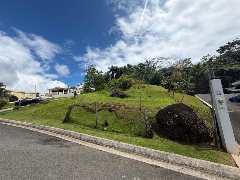 For Sale: $50,000 (1,300.00 acres)