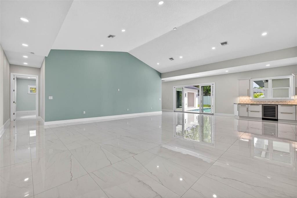 En Venta: $1,575,000 (4 camas, 5 baños, 5020 Pies cuadrados)