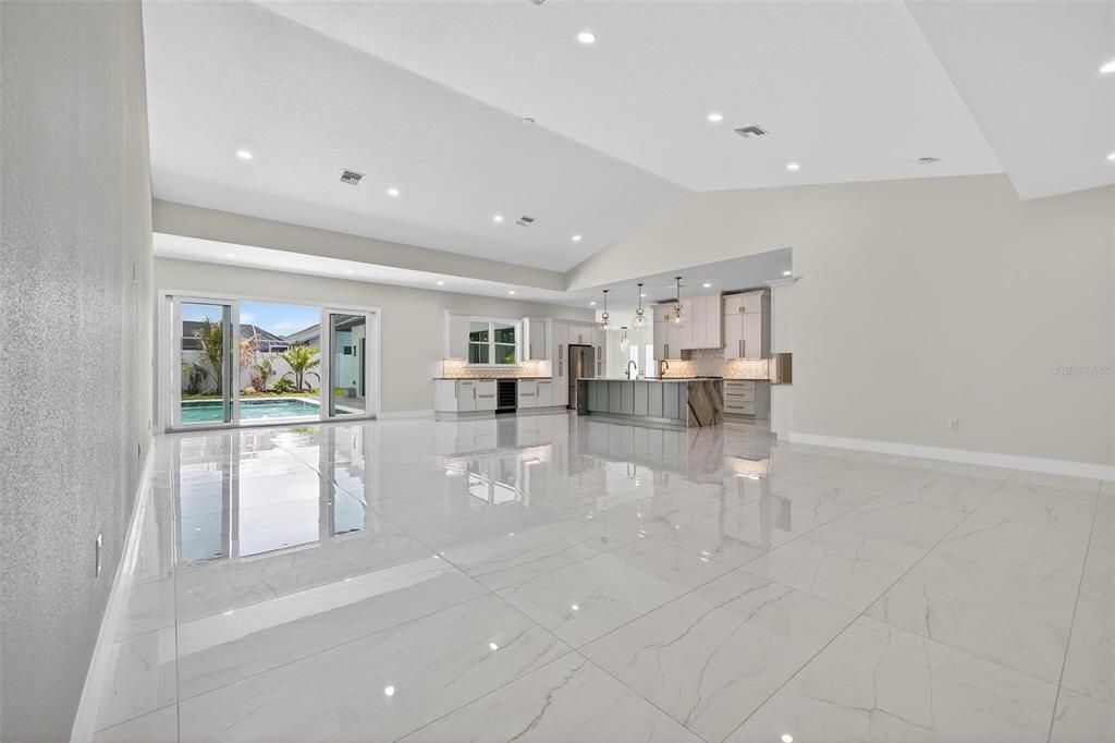 En Venta: $1,575,000 (4 camas, 5 baños, 5020 Pies cuadrados)