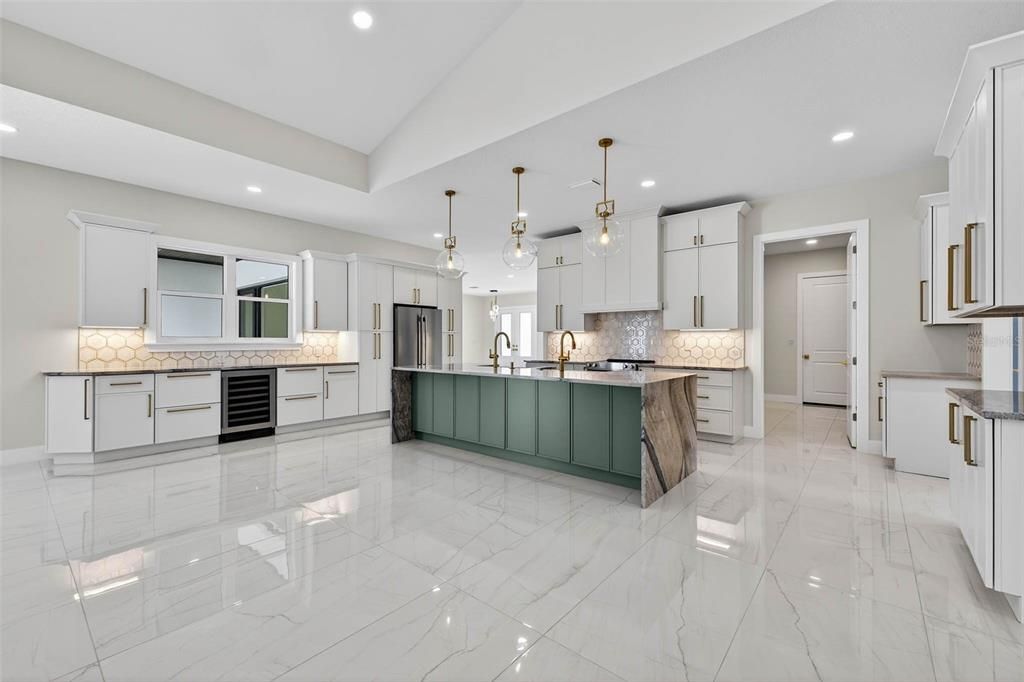 En Venta: $1,575,000 (4 camas, 5 baños, 5020 Pies cuadrados)