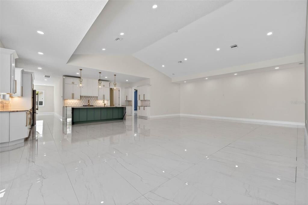 En Venta: $1,575,000 (4 camas, 5 baños, 5020 Pies cuadrados)