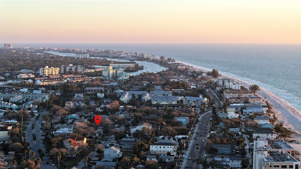 Active With Contract: $775,000 (4 beds, 0 baths, 1650 Square Feet)