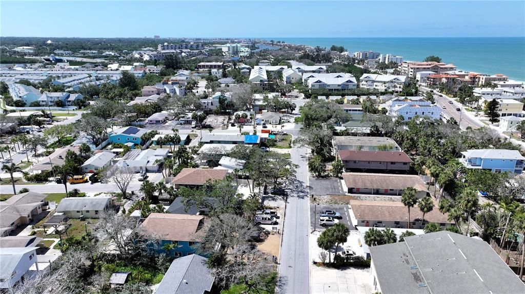 Active With Contract: $775,000 (4 beds, 0 baths, 1650 Square Feet)