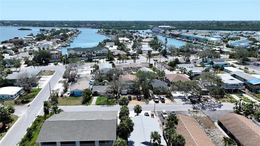 Active With Contract: $775,000 (4 beds, 0 baths, 1650 Square Feet)