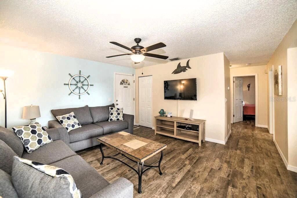 Active With Contract: $775,000 (4 beds, 0 baths, 1650 Square Feet)