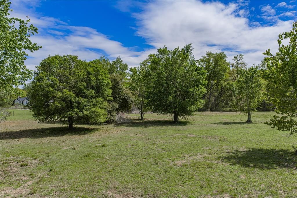 На продажу: $250,000 (2.87 acres)