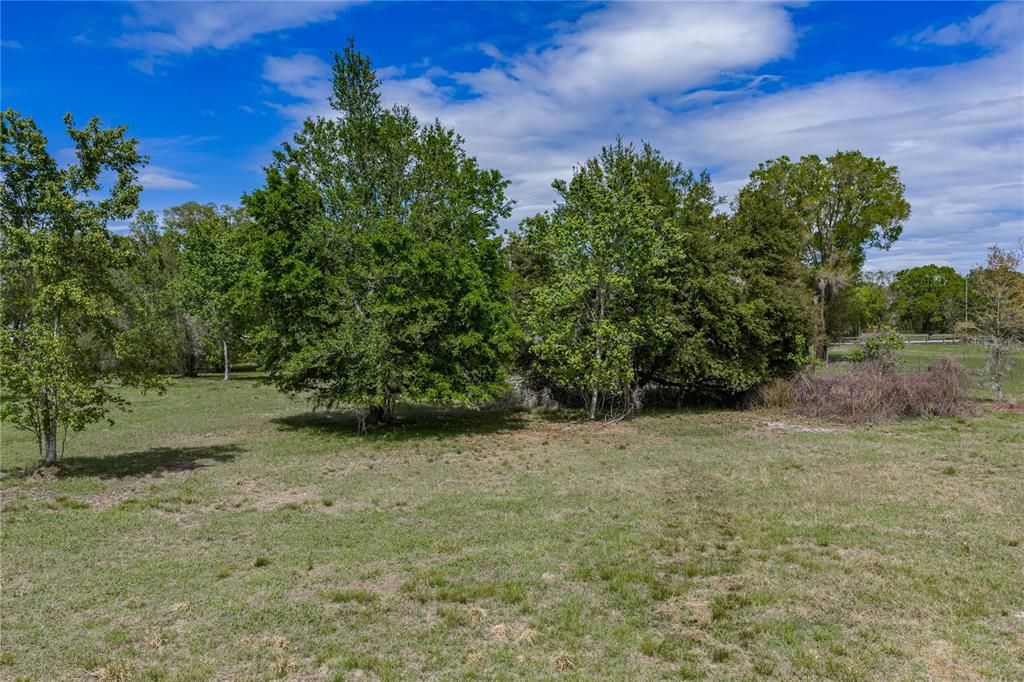 На продажу: $250,000 (2.87 acres)