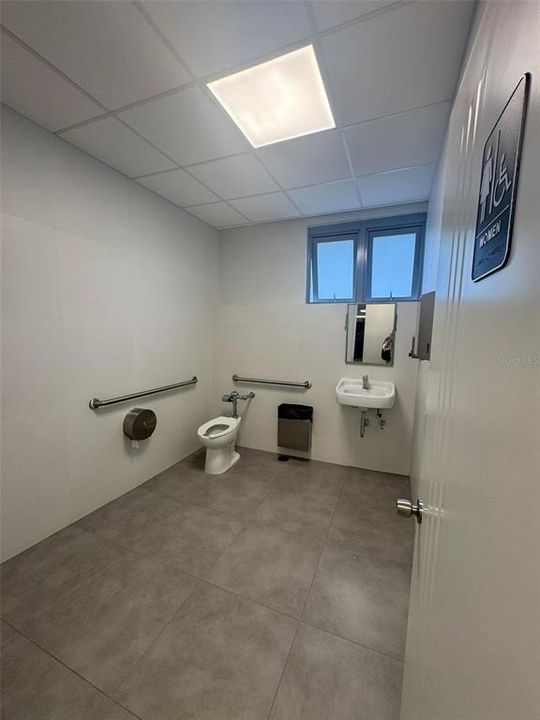 На продажу: $220,000 (1 спален, 1 ванн, 662 Квадратных фут)