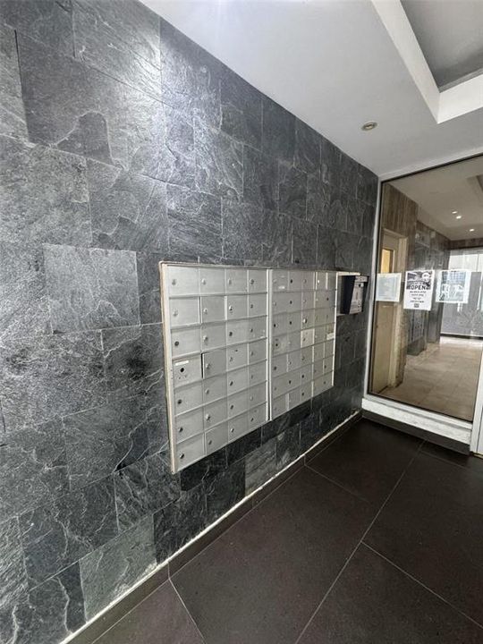 На продажу: $220,000 (1 спален, 1 ванн, 662 Квадратных фут)