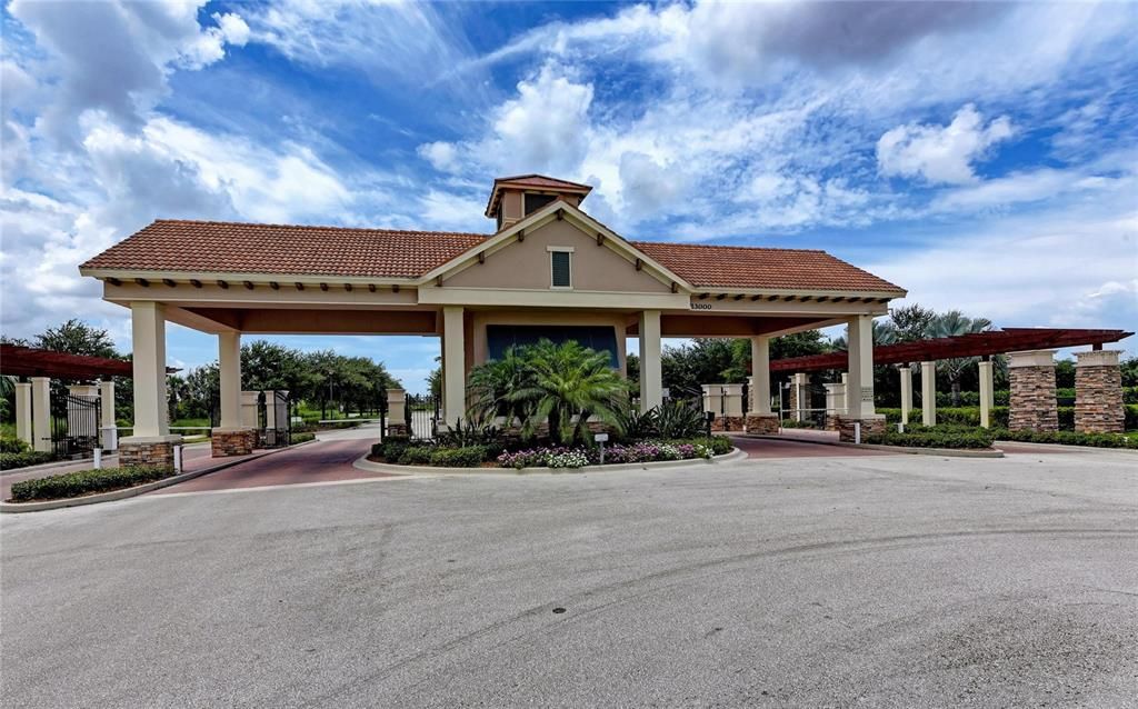 Active With Contract: $1,300,000 (4 beds, 3 baths, 3079 Square Feet)