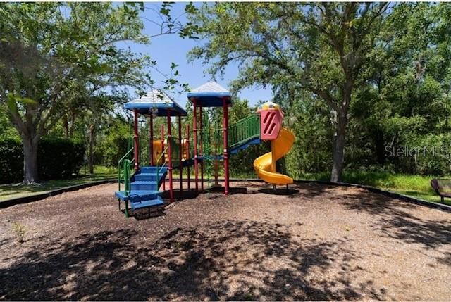 En Venta: $235,000 (2 camas, 2 baños, 1436 Pies cuadrados)