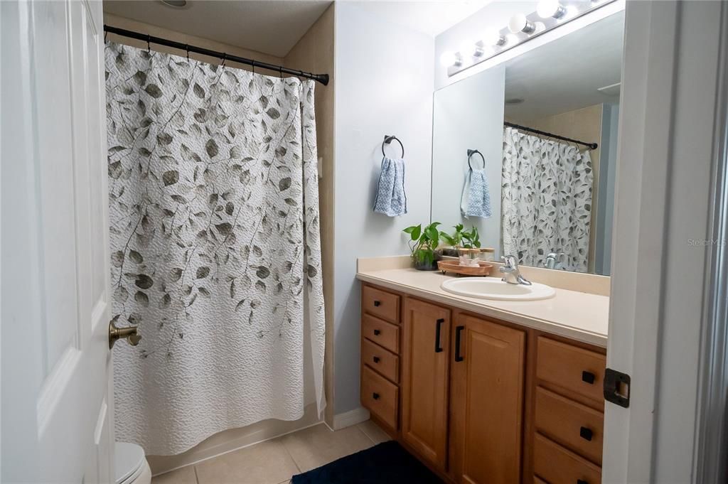 En Venta: $235,000 (2 camas, 2 baños, 1436 Pies cuadrados)