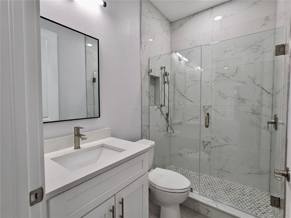 Activo con contrato: $469,000 (3 camas, 2 baños, 1543 Pies cuadrados)