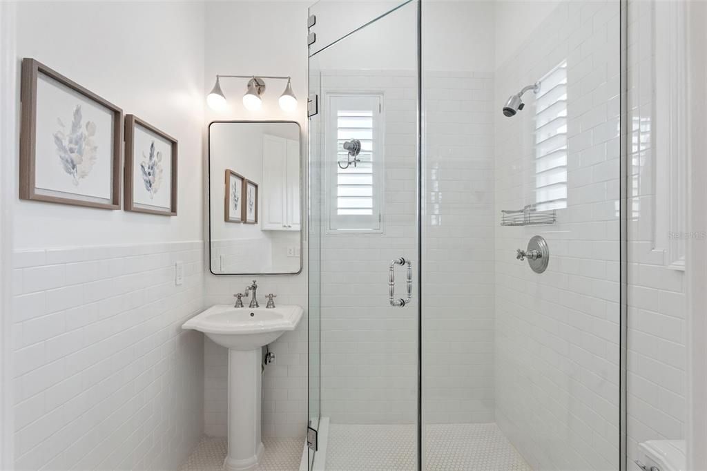 En Venta: $1,795,000 (3 camas, 3 baños, 2399 Pies cuadrados)