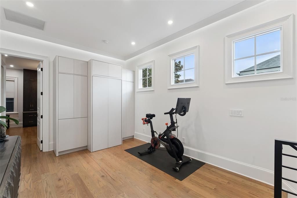 En Venta: $1,795,000 (3 camas, 3 baños, 2399 Pies cuadrados)