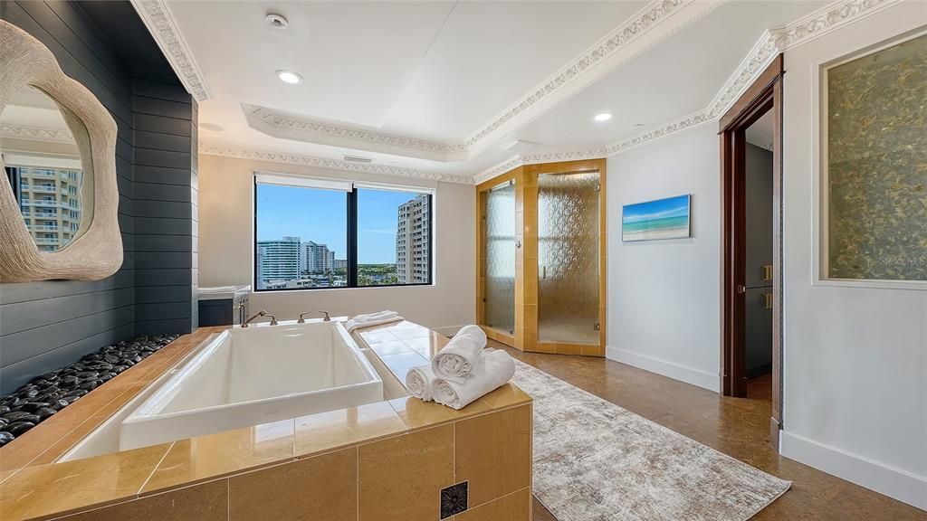 En Venta: $6,900,000 (3 camas, 3 baños, 5600 Pies cuadrados)