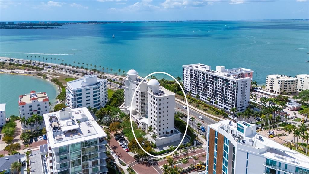 En Venta: $6,900,000 (3 camas, 3 baños, 5600 Pies cuadrados)
