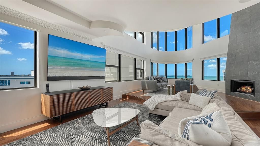 En Venta: $6,900,000 (3 camas, 3 baños, 5600 Pies cuadrados)