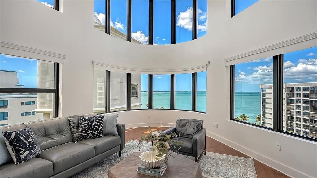 En Venta: $6,900,000 (3 camas, 3 baños, 5600 Pies cuadrados)