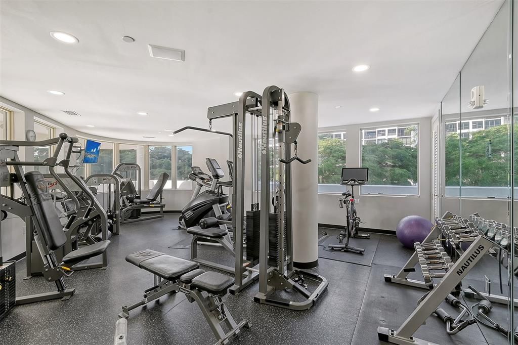 En Venta: $6,900,000 (3 camas, 3 baños, 5600 Pies cuadrados)