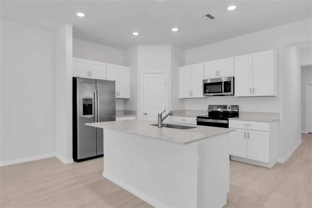 For Rent: $2,950 (4 beds, 3 baths, 2404 Square Feet)