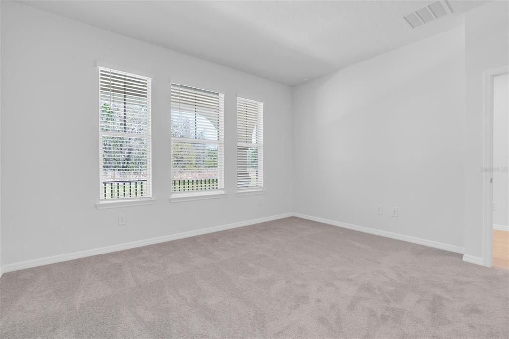 For Rent: $2,950 (4 beds, 3 baths, 2404 Square Feet)