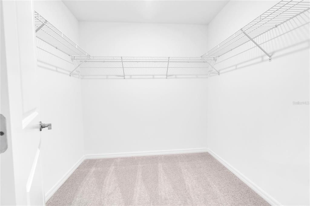 For Rent: $2,950 (4 beds, 3 baths, 2404 Square Feet)