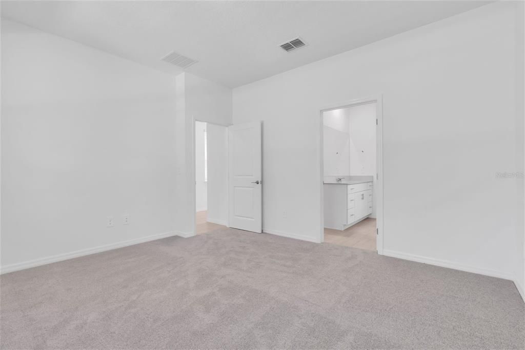 For Rent: $2,950 (4 beds, 3 baths, 2404 Square Feet)