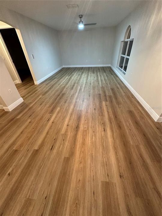 For Sale: $394,990 (4 beds, 2 baths, 2252 Square Feet)