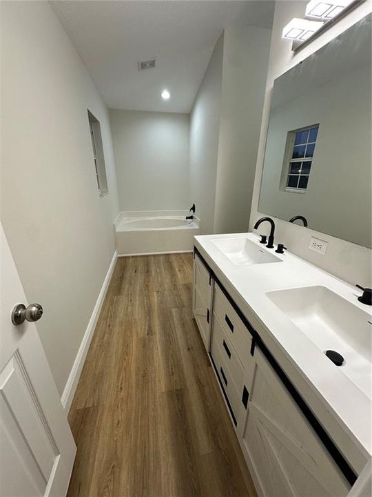 For Sale: $394,990 (4 beds, 2 baths, 2252 Square Feet)