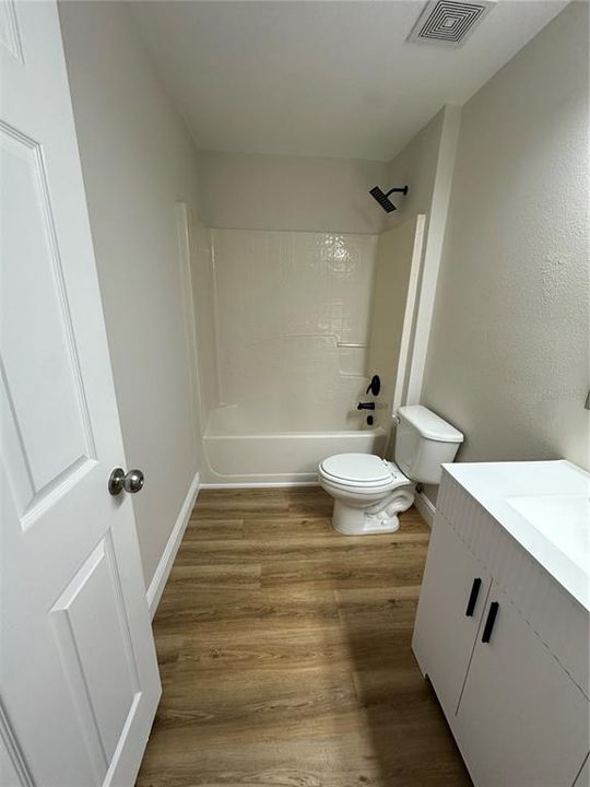 For Sale: $394,990 (4 beds, 2 baths, 2252 Square Feet)