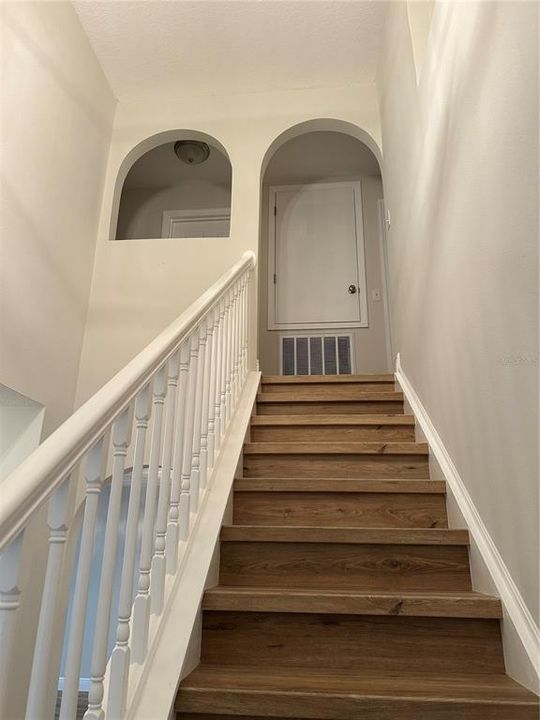 For Sale: $394,990 (4 beds, 2 baths, 2252 Square Feet)