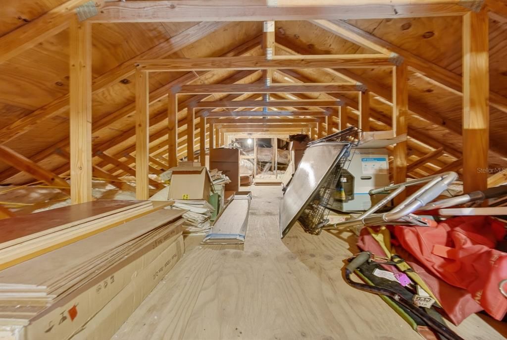 For Sale: $1,125,000 (4 beds, 2 baths, 2907 Square Feet)
