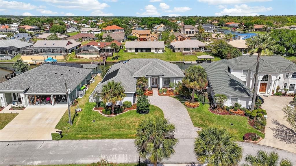 For Sale: $1,125,000 (4 beds, 2 baths, 2907 Square Feet)