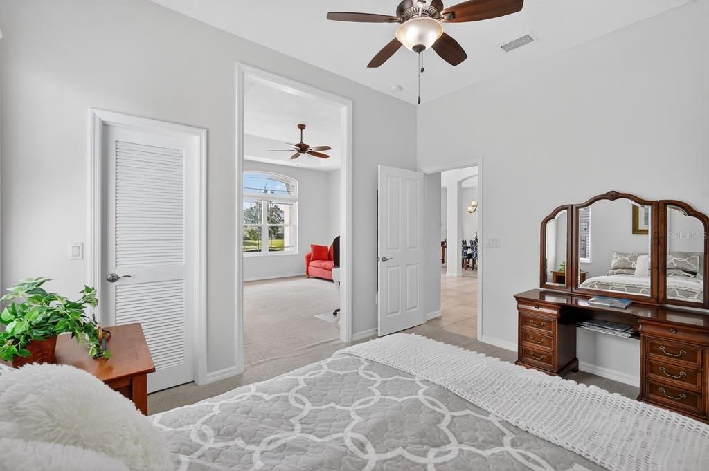 For Sale: $1,125,000 (4 beds, 2 baths, 2907 Square Feet)