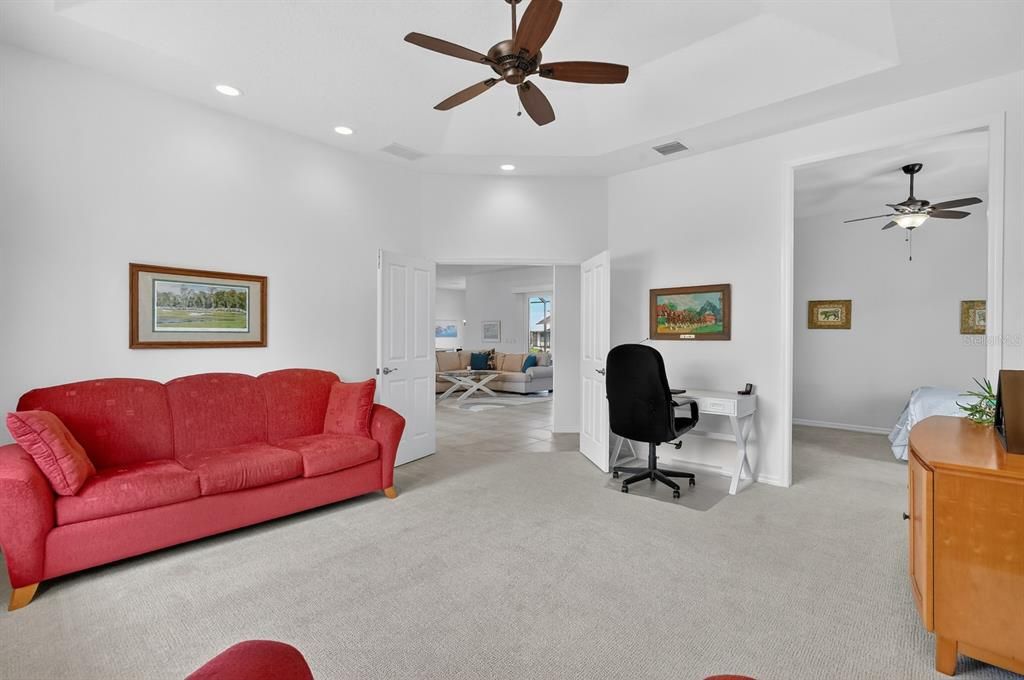 For Sale: $1,125,000 (4 beds, 2 baths, 2907 Square Feet)