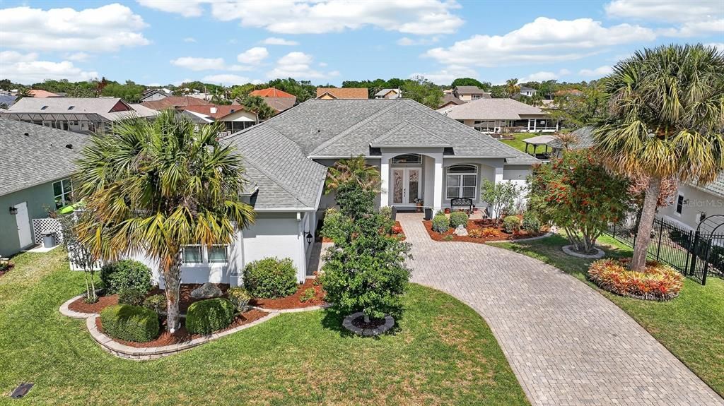 For Sale: $1,125,000 (4 beds, 2 baths, 2907 Square Feet)
