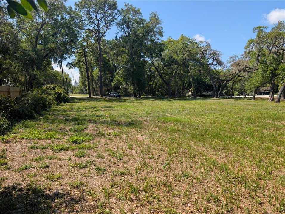 待售: $149,900 (1.00 acres)